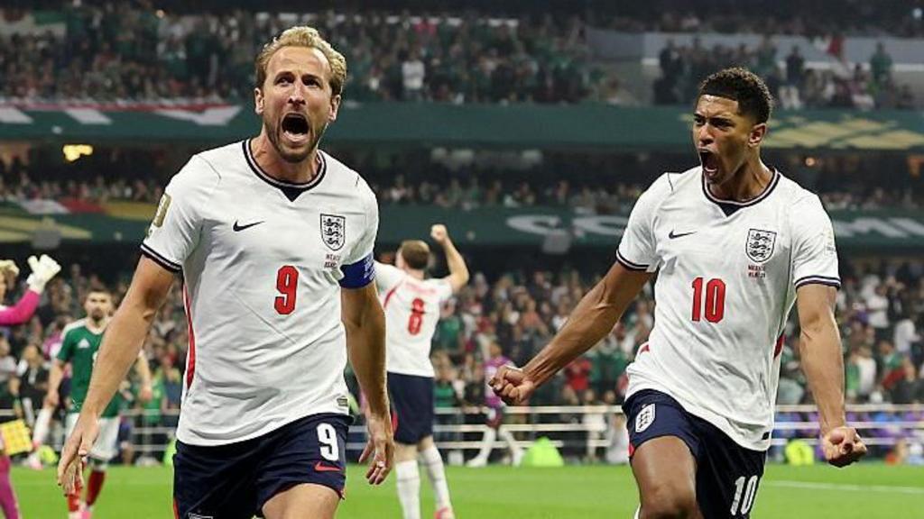 England players celebrate after beating Mexico 3-2 in the World Cup Last 16 at the Azteca